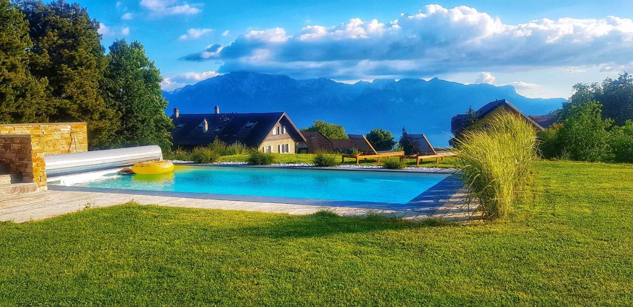 Montreux Holiday Home Exterior foto